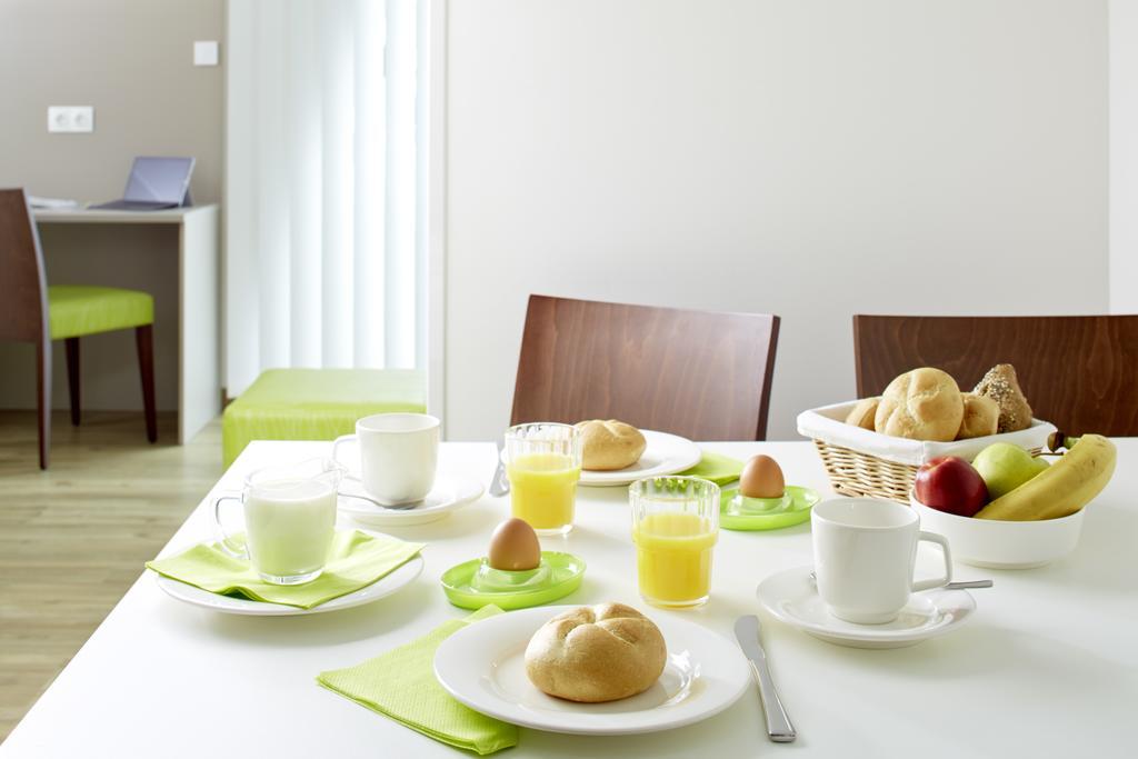 Good Rooms Gmbh Guntramsdorf Eksteriør billede